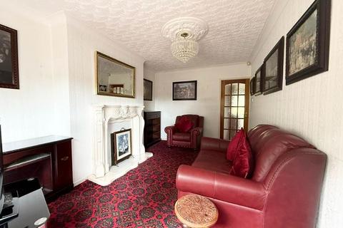 3 bedroom semi-detached house for sale, Leacroft Grove, West Bromwich, West Midlands, B71 2QP