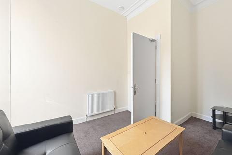 5 bedroom flat to rent, Maxwell Street, Edinburgh, EH10