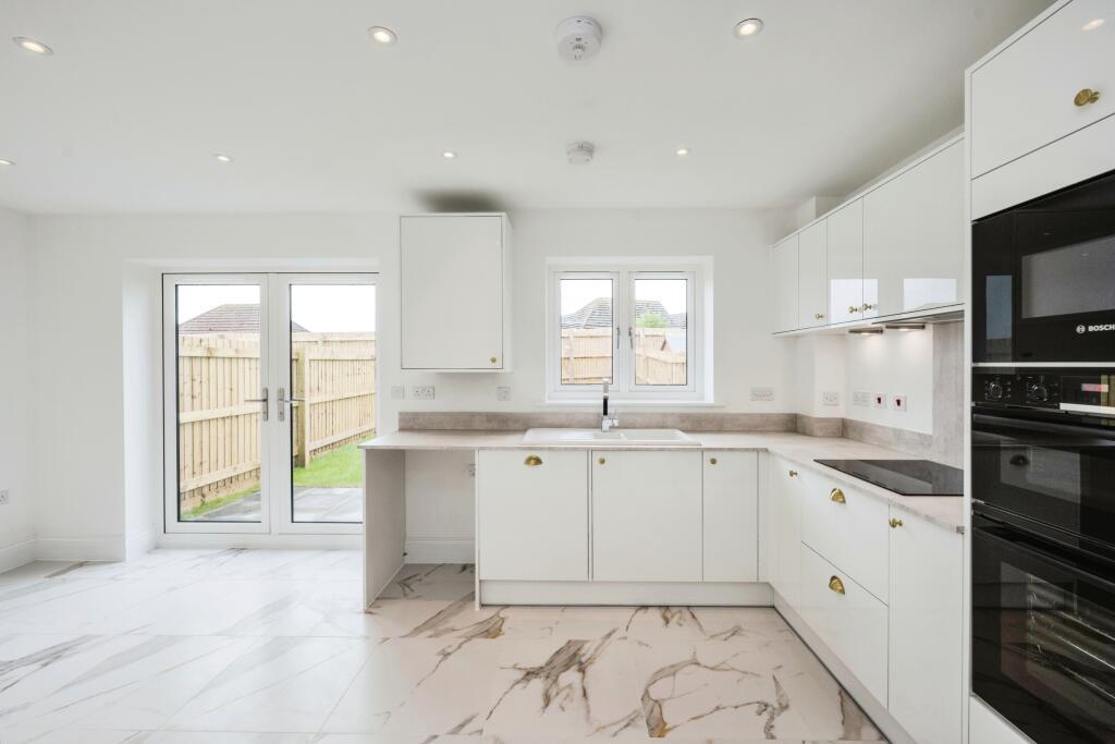 Kitchen, open plan living