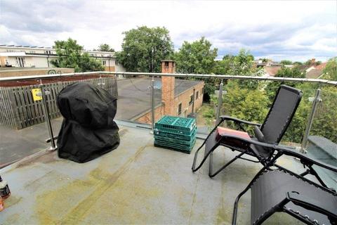 1 bedroom apartment to rent, Lower Addiscombe Road, Croydon, Surrey, CR0
