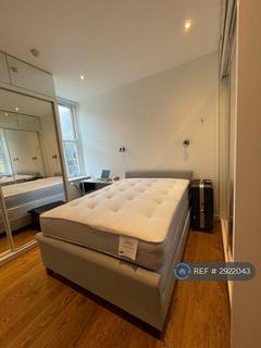 3 bedroom flat to rent, Theobalds Road, London, WC1X