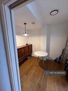 3 bedroom flat to rent, Theobalds Road, London, WC1X