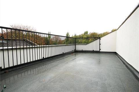 2 bedroom maisonette to rent, Birchanger Road, South Norwood, London, UK, SE25