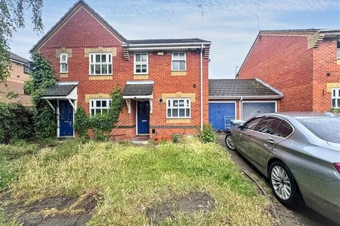 2 bedroom house to rent, Fletcher Close, Beckton