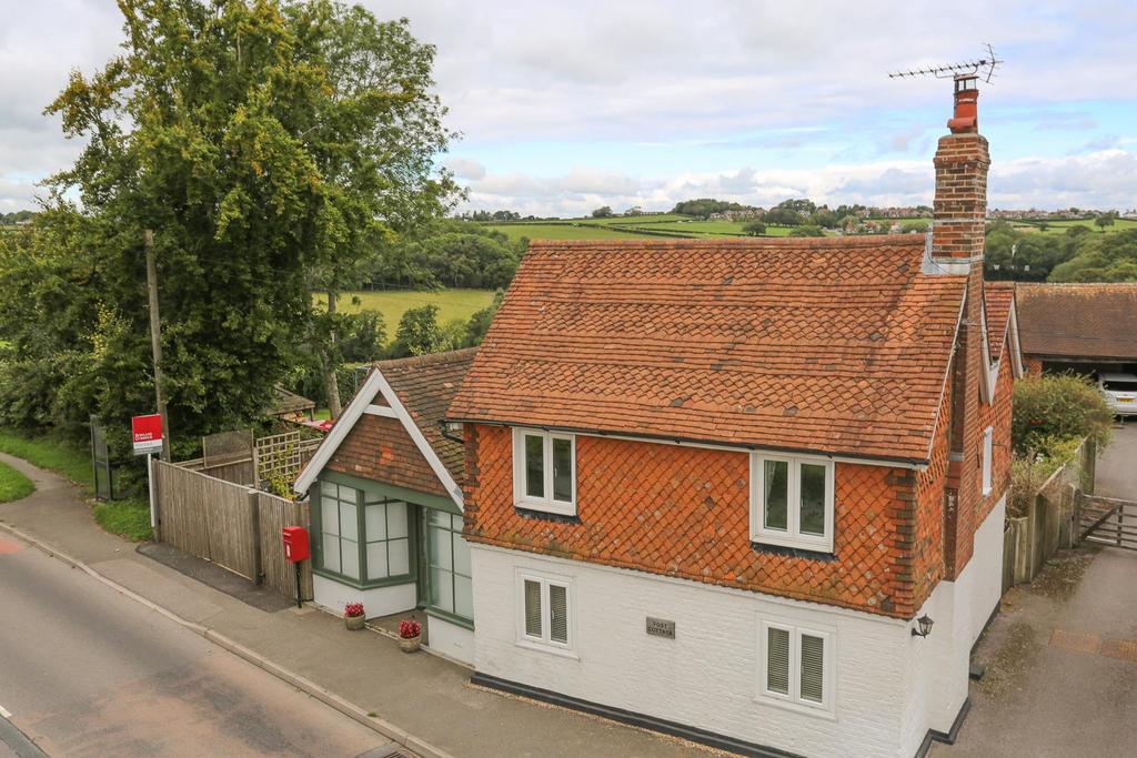 Cade Street, Heathfield 3 bed detached house £450,000