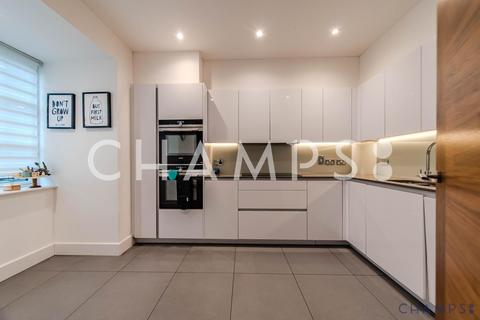 4 bedroom detached house for sale, 1 Lawrie Park Crescent, SE26 6HH