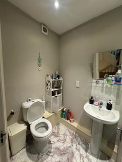 4 bedroom terraced house to rent, Alexandra Road, Hounslow