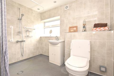 2 bedroom bungalow for sale, Oak Road, Leeds, West Yorkshire