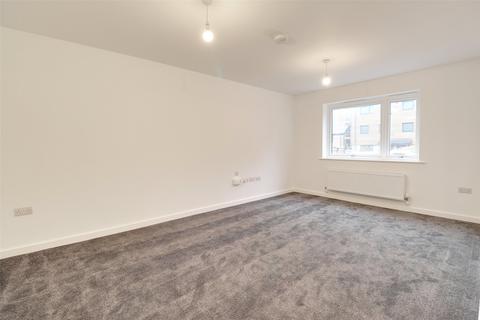 3 bedroom end of terrace house to rent, Boveway Drive, Liskeard, Cornwall, PL14