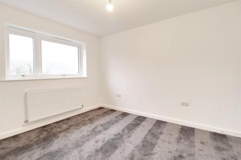 3 bedroom end of terrace house to rent, Boveway Drive, Liskeard, Cornwall, PL14