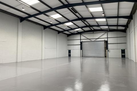 Warehouse to rent, Cartwright Rd Stevenage SG1 5BU