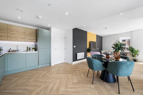 2 bedroom flat for sale, Plot E-04-07 at Wharf Twenty One, Brighton Road BN43