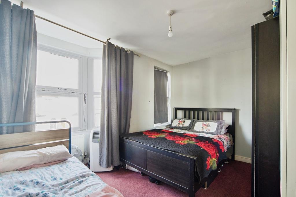 Chingford Road, Walthamstow, E17 – pohled 4