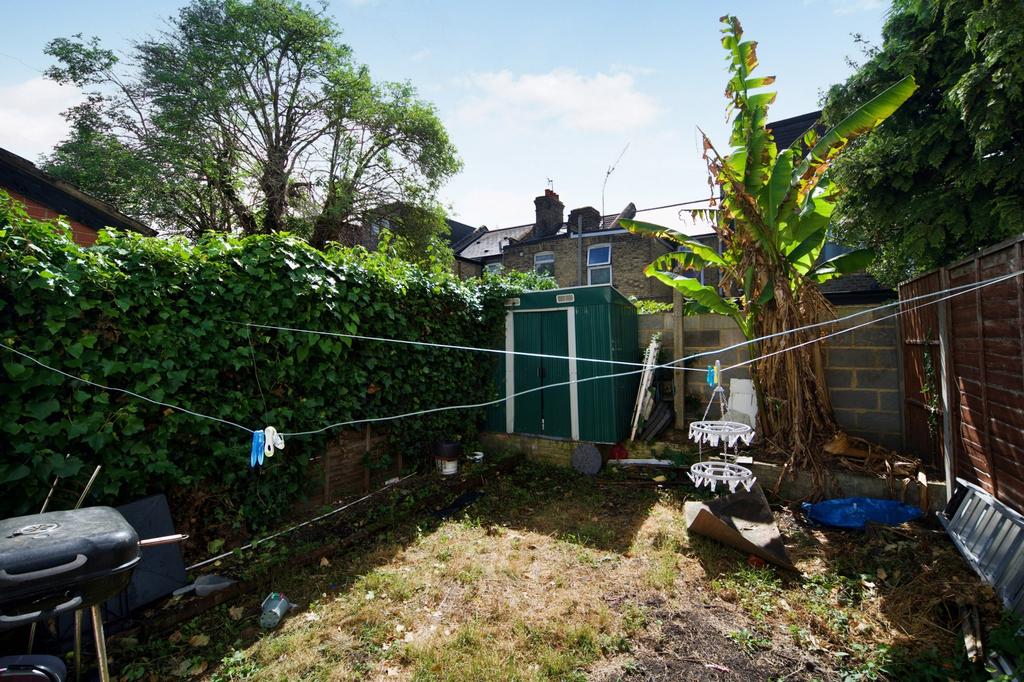 Chingford Road, Walthamstow, E17 – další