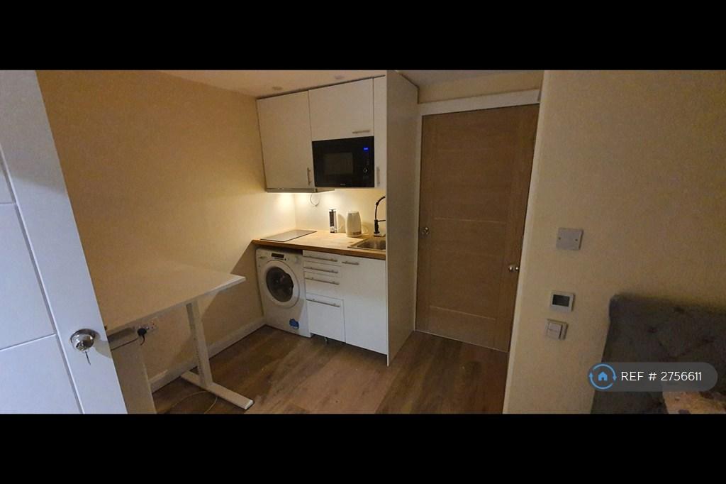 Studio to rent