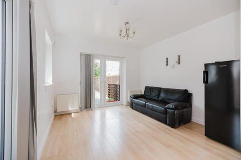 undefined, 0432L Fernieside Drive, Edinburgh, EH17 7HY