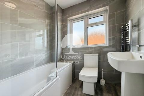 2 bedroom terraced house to rent, Radcot Close, Maidenhead SL6