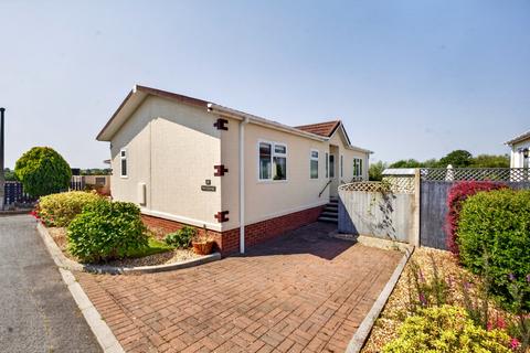 2 bedroom retirement property for sale, Bovingdon Park, Hereford, HR4