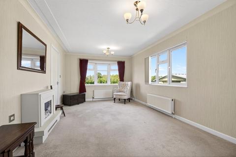 2 bedroom retirement property for sale, Bovingdon Park, Hereford, HR4