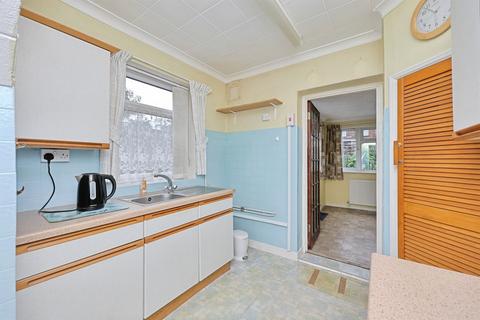3 bedroom semi-detached house for sale, Waterloo Park Avenue, Norwich