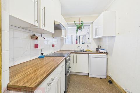 3 bedroom terraced house for sale, Milner Road, Brighton