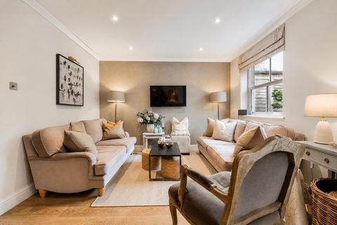 3 bedroom semi-detached house for sale, North Street, Farncombe, Godalming