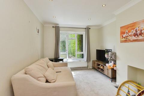 3 bedroom semi-detached house for sale, Debbs Close, Stony Stratford, Milton Keynes, MK11