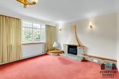 3 bedroom detached house for sale, Rotherham Road, Barnsley, S71