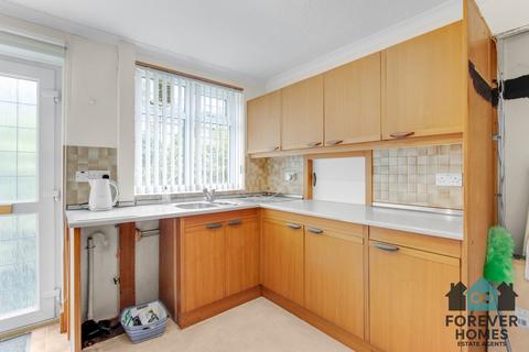 3 bedroom detached house for sale, Rotherham Road, Barnsley, S71
