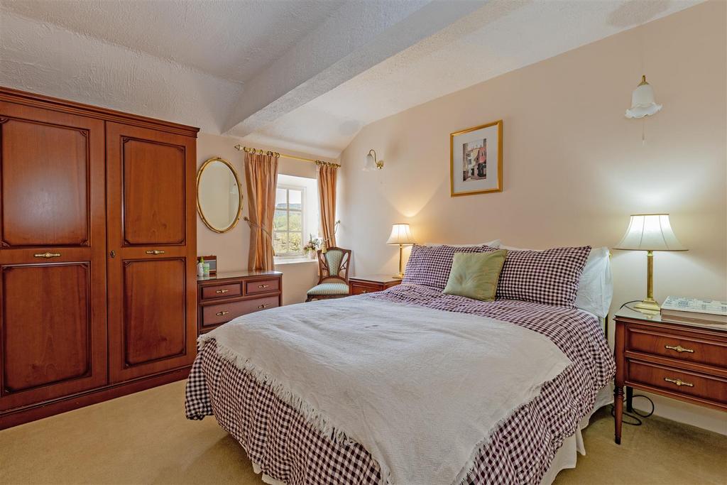 Bedroom 3-1.jpg