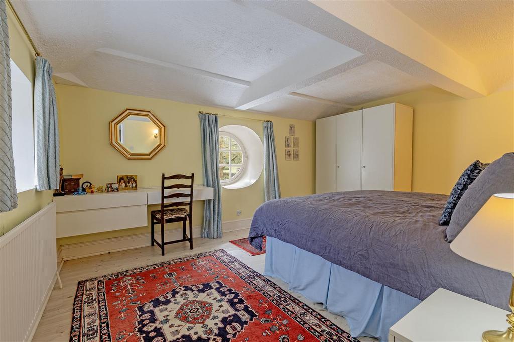 Bedroom 2-1.jpg