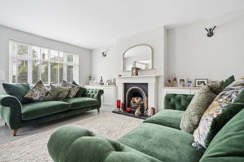 4 bedroom detached house for sale, The Fairway, Northwood HA6