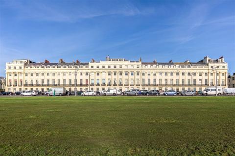 1 bedroom apartment for sale, Brunswick Terrace, Hove BN3
