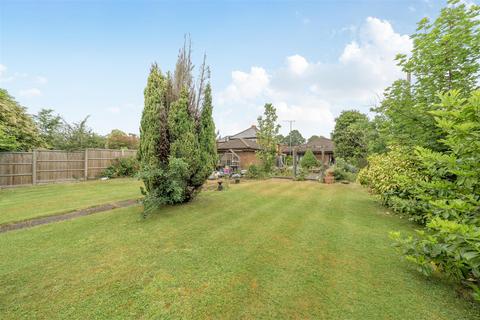 4 bedroom detached bungalow for sale, Coronation Road, Yateley GU46