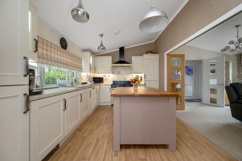 2 bedroom lodge for sale, Yarwell Mill, Yarwell, PE8