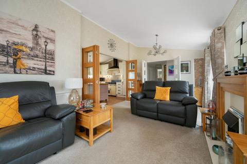 2 bedroom lodge for sale, Yarwell Mill, Yarwell, PE8