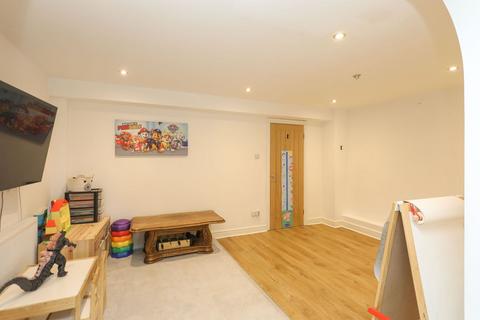 3 bedroom semi-detached house for sale, Sycamore Drive, Sheffield S21