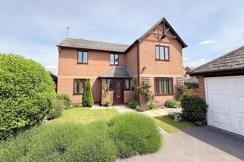 4 bedroom detached house for sale, Lime Grove, Bottesford