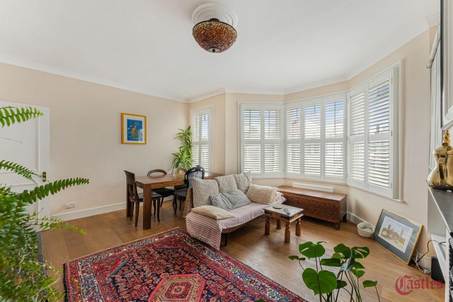 Apartment in Hornsey - View 5