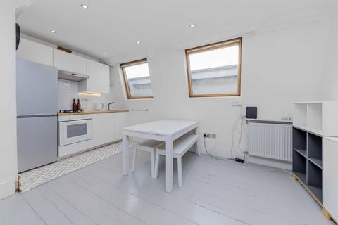 1 bedroom flat to rent, Holloway Road, London N19