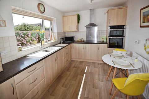 3 bedroom bungalow for sale, Skipworth Way, Winthorpe PE25