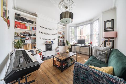 Bendemeer Road, Putney, SW15
