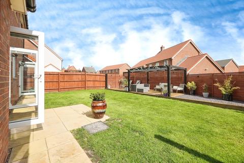 4 bedroom detached house for sale, Barley Drive, Whitfield, Dover, Kent, CT16