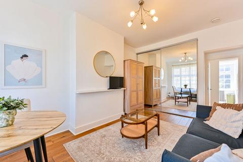Studio for sale, Fitzneal Street, East Acton, London, W12