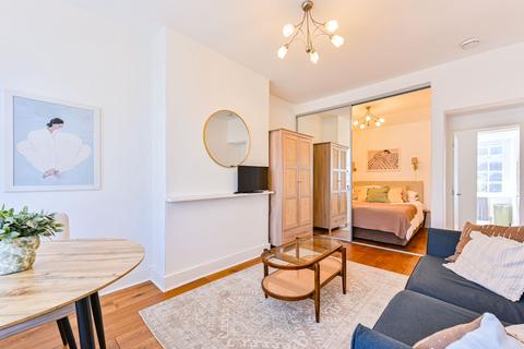 Studio for sale, Fitzneal Street, East Acton, London, W12