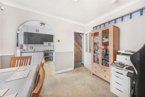 4 bedroom terraced house for sale, Harlow Road, Palmers Green, N13