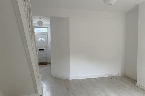2 bedroom terraced house to rent, Priory Road, Gloucester GL1