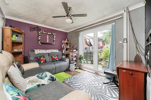 2 bedroom detached bungalow for sale, Woodcutters Way, Lakenheath, Brandon