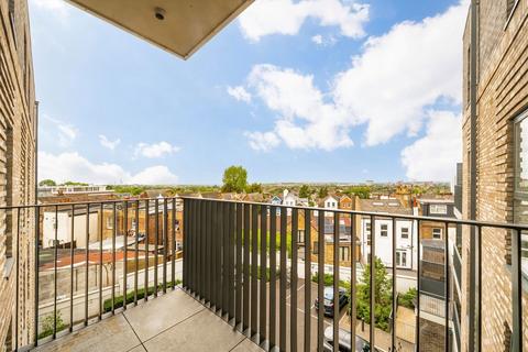 1 bedroom flat for sale, Hermitage Lane, London NW2