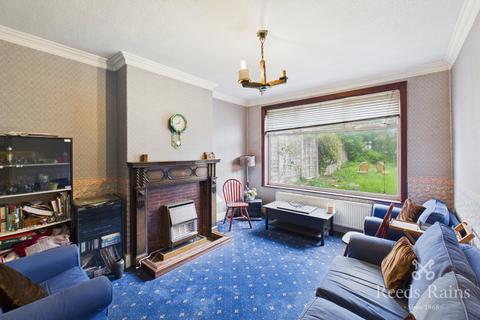 3 bedroom semi-detached house for sale, Auburn Road, Greater Manchester M16